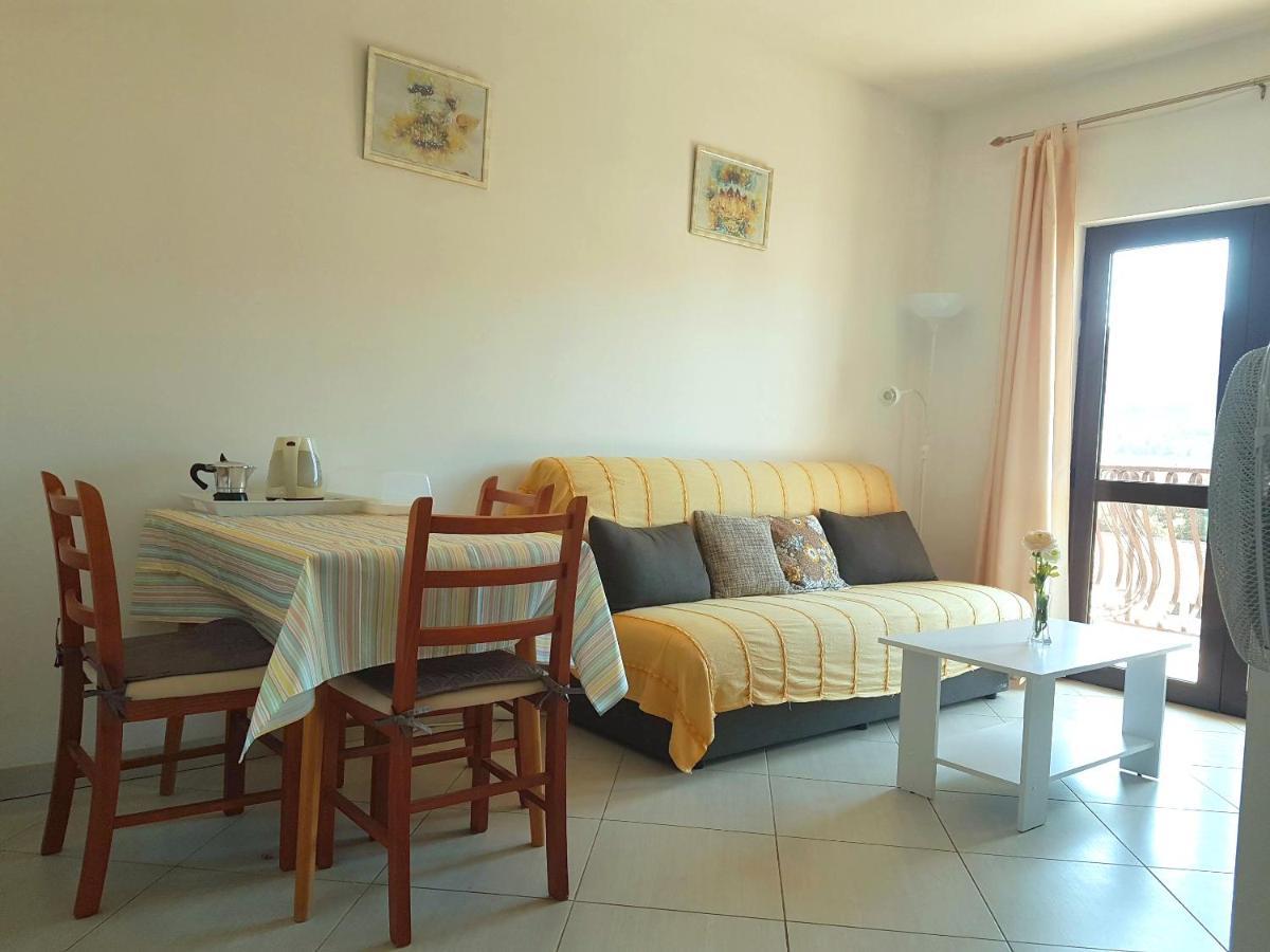Apartmani Roic Stari Grad  Exterior foto